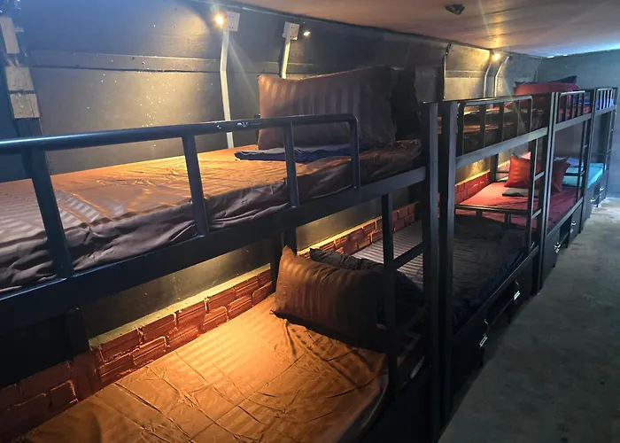 Lunar Park Hostel Siem Reap